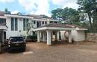 5 Bed Villa with En Suite in Spring Valley - 5