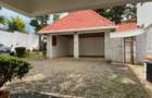 6 Bed House with En Suite in Runda - 15