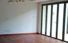 4 Bed Townhouse in Rosslyn - 6