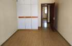 3 Bed Apartment with Swimming Pool in Kilimani - 11