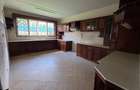 5 Bed Townhouse with En Suite at Lavington - 4
