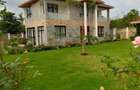 3 Bed House with En Suite in Nyari - 1