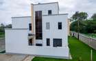 3 Bed House with En Suite at Rimpa - 11