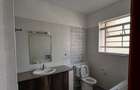 3 Bed Apartment with En Suite in Kilimani - 9