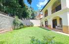 4 Bed Townhouse with En Suite at Lavington - 2