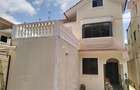 4 Bed Townhouse with En Suite in Lavington - 1