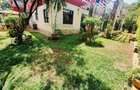 5 Bed House with En Suite in Lavington - 2