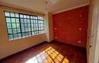 3 Bed Apartment with En Suite at Hundreds Streets - 14