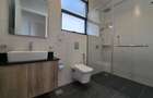 3 Bed Apartment with En Suite at Second Parklands - 19
