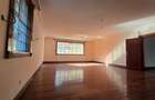 4 Bed House with En Suite in Lavington - 7