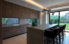 5 Bed House with En Suite in Runda - 2
