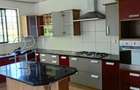 3 Bed Apartment with En Suite in Riverside - 2