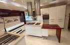 5 Bed Townhouse with En Suite in Lavington - 3