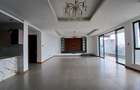 3 Bed Apartment with En Suite at Riverside Drive - 10