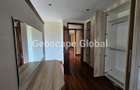 5 Bed House with En Suite in Runda - 8