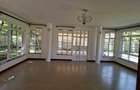 4 Bed House with En Suite in Runda - 9