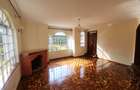 3 Bed Townhouse with En Suite in Lavington - 5