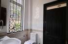 5 Bed House with En Suite in Kitisuru - 12