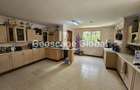 5 Bed House with En Suite in Spring Valley - 11