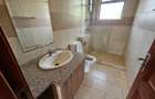 4 Bed Townhouse with En Suite in Ridgeways - 17