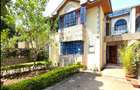 4 Bed Villa with En Suite in Lavington - 1