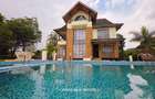 4 Bed House with Swimming Pool in Garden Estate - 14