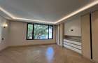 7 Bed Townhouse with En Suite at Covent Dr - 16