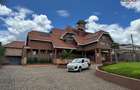 8 Bed Townhouse with En Suite in Runda - 1