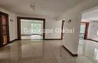5 Bed House with En Suite in Rosslyn - 14