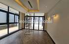 5 Bed House with En Suite in Nyari - 8