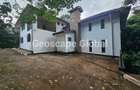 7 Bed House with En Suite in Kitisuru - 4