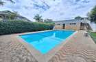 4 Bed Townhouse with En Suite at Westlands - 2