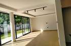 4 Bed Townhouse with En Suite in Lavington - 2