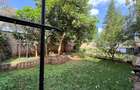 5 Bed Townhouse with En Suite at Lavington - 3