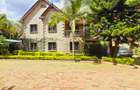 5 Bed Townhouse with En Suite at Lavington Green - 2