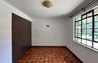 4 Bed Villa with En Suite at Lavington - 6