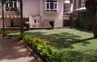 6 Bed Townhouse with En Suite in Lavington - 2