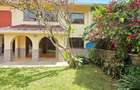 4 Bed Townhouse with En Suite at Lavington - 17