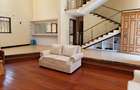 5 Bed Townhouse with En Suite at Lavington - 2