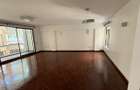 2 Bed Apartment with En Suite in Kilimani - 4