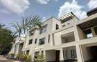 5 Bed Townhouse with En Suite in Lavington - 1
