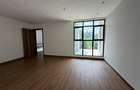 5 Bed Villa with En Suite in Nyari - 18