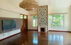 5 Bed House with En Suite in Runda - 18