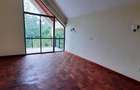 5 Bed House in Lavington - 2