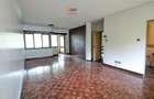 4 Bed Apartment with Swimming Pool in Riverside - 12