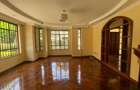 5 Bed Townhouse with En Suite at Lavington Rd - 1