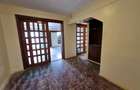 5 Bed Townhouse with En Suite in Brookside - 11