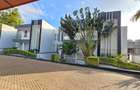 4 Bed Townhouse with En Suite in Spring Valley - 6