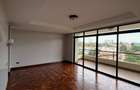 4 Bed Apartment with En Suite at Riverside Drive - 11