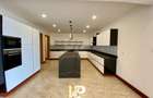4 Bed Apartment with En Suite in Parklands - 5